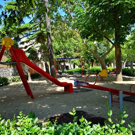 Naomi's Sunshine كريس