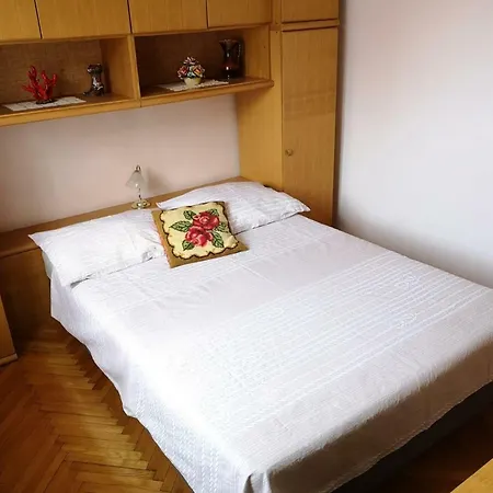 Apartament Naomi's Sunshine