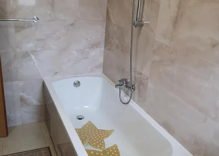 Naomi's Sunshine Apartamento