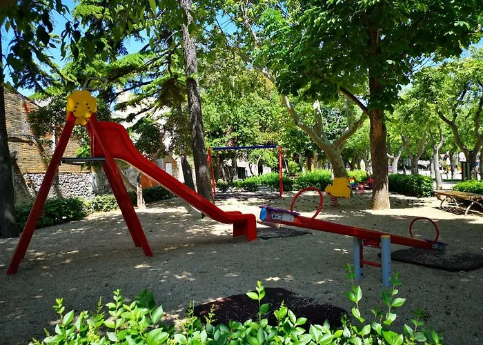 Naomi's Sunshine Cres