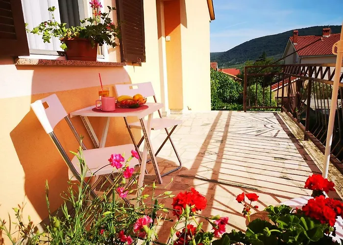 Daire Naomi's Sunshine *